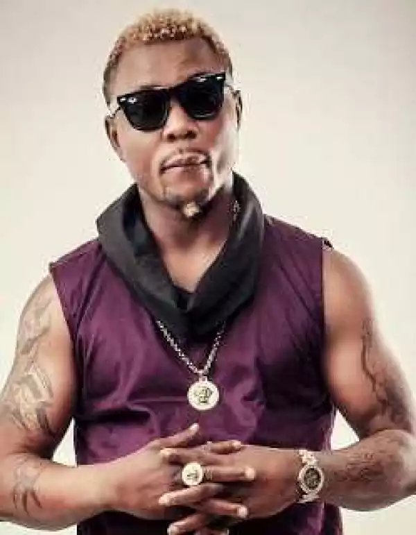 Oritsefemi appologizes to Shina Peller over club fight, promises to take care of injured bouncer